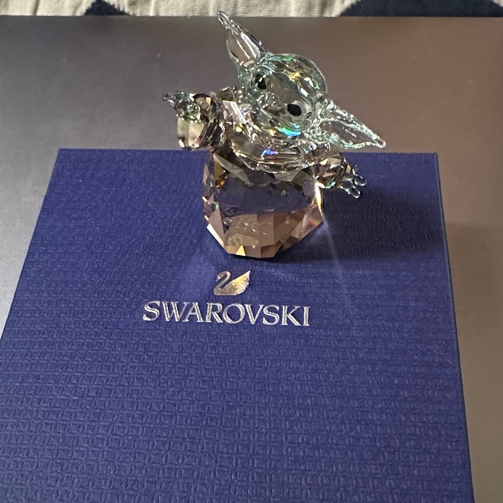 NewSwarovski Crystal Star Wars Grogu (Baby Yoda, The Child) Mandalorian Figurine